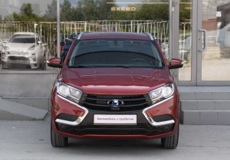 Подержанный автомобиль LADA (ВАЗ) XRAY 2021 года (2 фото)