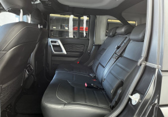 Подержанный автомобиль BAIC BJ40 2024 года (14 фото)