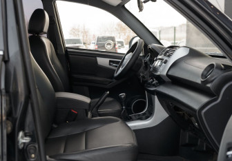 Подержанный автомобиль Lifan X60 2014 года (18 фото)