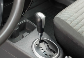 Подержанный автомобиль Suzuki SX4 Hatchback 2012 года (15 фото)