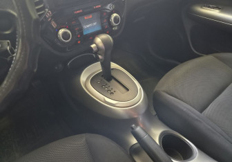 Подержанный автомобиль Nissan Juke 2012 года (11 фото)