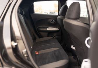 Подержанный автомобиль Nissan Juke 2018 года (18 фото)