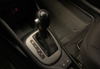 Подержанный автомобиль Kia Rio Sedan 2017 года (6 фото)