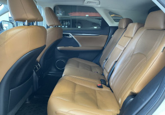 Подержанный автомобиль Lexus RX 2019 года (9 фото)