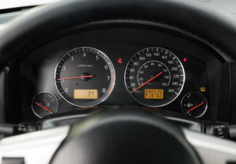 Подержанный автомобиль Infiniti FX 2005 года (13 фото)