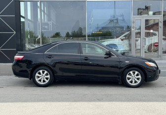 Подержанный автомобиль Toyota Camry Sedan 2008 года (4 фото)