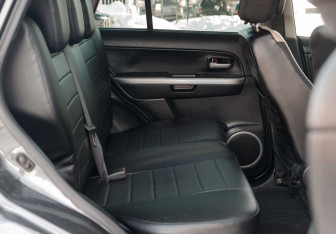 Подержанный автомобиль Suzuki Grand Vitara 2011 года (17 фото)