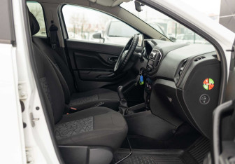 Подержанный автомобиль LADA (ВАЗ) XRAY 2019 года (18 фото)