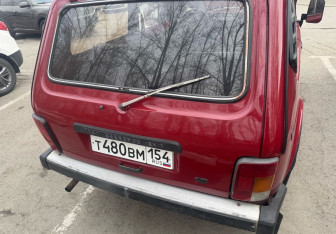 Подержанный автомобиль LADA (ВАЗ) 2121 (4x4) 1996 года (11 фото)
