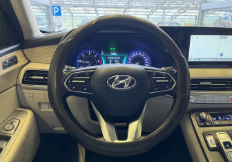 Подержанный автомобиль Hyundai Palisade 2021 года (10 фото)