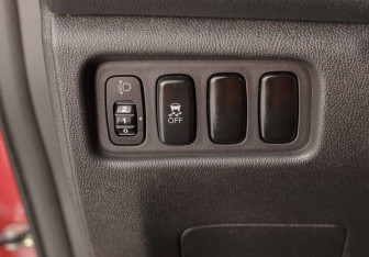 Подержанный автомобиль Mitsubishi ASX 2013 года (16 фото)