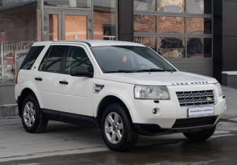 Подержанный автомобиль Land Rover Freelander 2009 года (3 фото)