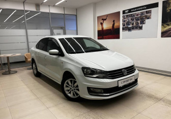 Подержанный автомобиль Volkswagen Polo Sedan 2017 года (4 фото)