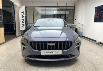 Подержанный автомобиль Geely Preface 2024 года (3 фото)