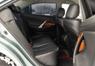 Подержанный автомобиль Toyota Camry Sedan 2008 года (20 фото)