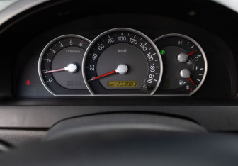 Подержанный автомобиль Kia Sorento 2007 года (13 фото)