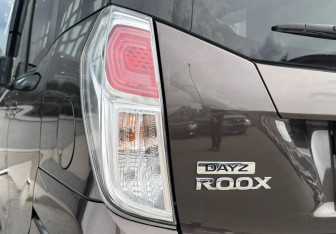 Подержанный автомобиль Nissan Dayz Roox 2019 года (18 фото)