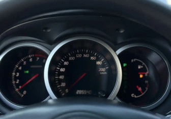 Подержанный автомобиль Suzuki Grand Vitara 2007 года (12 фото)