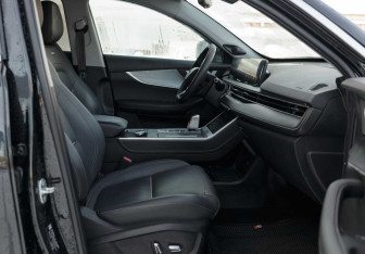 Подержанный автомобиль Chery Tiggo 7 Pro Max 2023 года (18 фото)