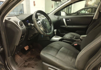 Подержанный автомобиль Nissan Qashqai 2011 года (8 фото)