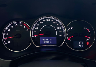 Подержанный автомобиль Renault Koleos 2013 года (11 фото)