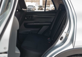 Подержанный автомобиль Daihatsu Rocky 2021 года (19 фото)