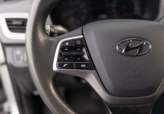 Подержанный автомобиль Hyundai Solaris Sedan 2020 года (12 фото)