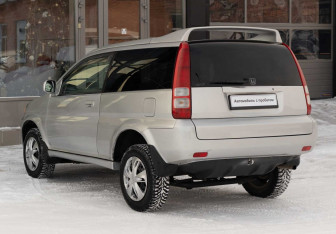 Подержанный автомобиль Honda HR-V 1998 года (7 фото)