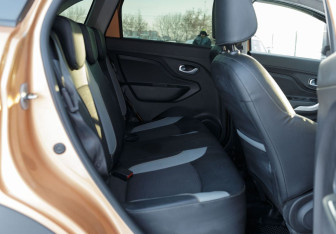 Подержанный автомобиль LADA (ВАЗ) XRAY 2022 года (17 фото)