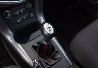 Подержанный автомобиль Lifan X60 2017 года (15 фото)