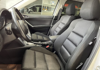 Подержанный автомобиль Mazda CX-5 2014 года (12 фото)