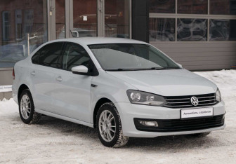 Подержанный автомобиль Volkswagen Polo Sedan 2018 года (3 фото)