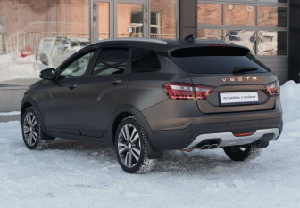 Подержанный автомобиль LADA (ВАЗ) Vesta Wagon 2022 года (7 фото)