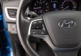 Подержанный автомобиль Hyundai Solaris Sedan 2017 года (11 фото)