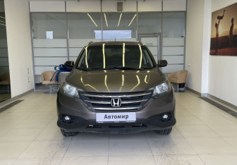 Подержанный автомобиль Honda CR-V 2012 года (2 фото)