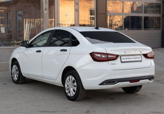 Подержанный автомобиль LADA (ВАЗ) Vesta Sedan 2023 года (7 фото)