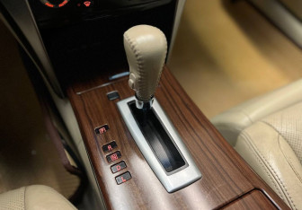 Подержанный автомобиль Nissan Teana 2008 года (8 фото)