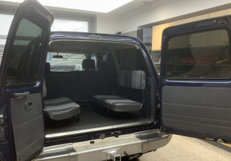 Подержанный автомобиль Toyota Land Cruiser Suv 1997 года (7 фото)