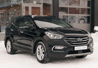 Подержанный автомобиль Hyundai Santa Fe 2016 года (3 фото)