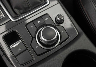 Подержанный автомобиль Mazda CX-5 2017 года (17 фото)