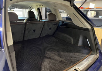 Подержанный автомобиль Audi Q7 2019 года (15 фото)