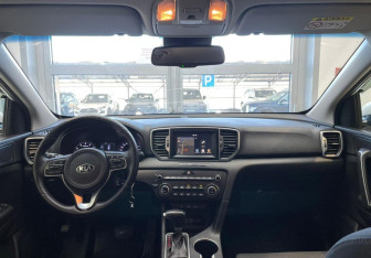 Подержанный автомобиль Kia Sportage 2017 года (8 фото)