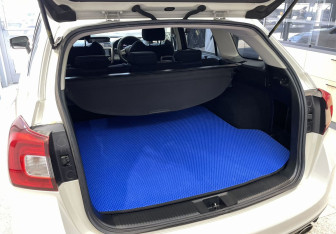 Подержанный автомобиль Subaru Levorg 2014 года (7 фото)