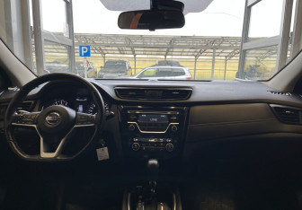 Подержанный автомобиль Nissan Qashqai 2021 года (8 фото)