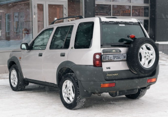 Подержанный автомобиль Land Rover Freelander 2001 года (7 фото)