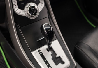 Подержанный автомобиль Hyundai Avante Sedan 2011 года (16 фото)