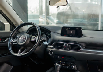 Подержанный автомобиль Mazda CX-5 2019 года (10 фото)