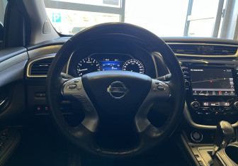 Подержанный автомобиль Nissan Murano Suv 2018 года (10 фото)