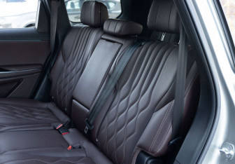 Подержанный автомобиль Exeed VX 2023 года (24 фото)