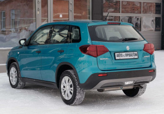 Подержанный автомобиль Suzuki Vitara 2019 года (7 фото)